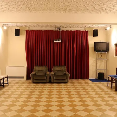 Della Gioventu Benacus Hostel *